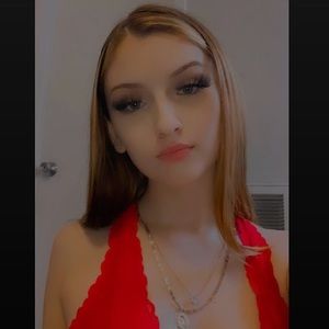 Meet your Posher, Karissa